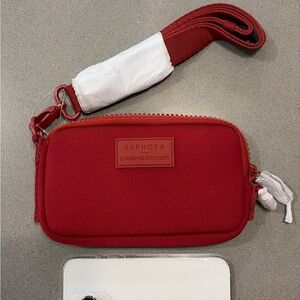 SEPHORA × Dagne Dover Burgundy
Mara Phone Sling Bag